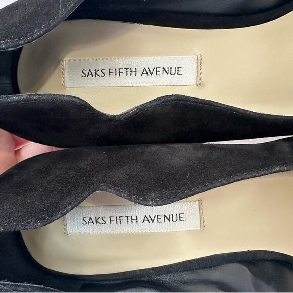 Saks Fifth Avenue Bolton Pumps size 9 Black Suede Heels - Picture 2 of 9